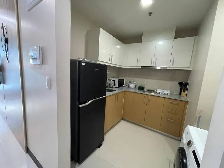 Stylish 1Br Uptown Parksuites Bgc, 200Mbps/Smarttv Manila Apartment