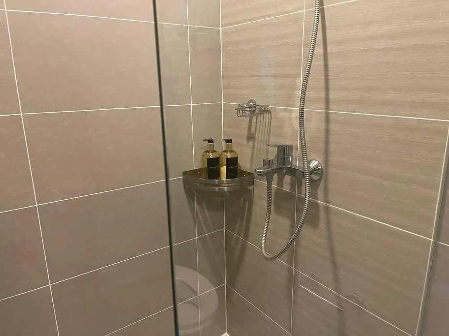 Apartment Stylish 1Br Uptown Parksuites Bgc, 200Mbps/Smarttv Manila